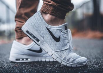 Nike opuszcza reżim Putina. Gigant z USA nie przedłuży umów z rosyjskimi sklepami