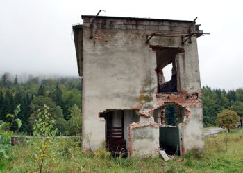 Pustostany a podatki. Kto będzie musiał płacić?