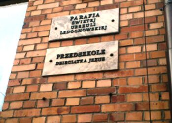 Podawał się za przedstawiciela katolickiego przedszkola w Bydgoszczy. Chciał wyprać 340 tys. zł