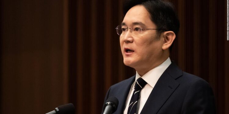 „Dziedzic Samsunga” ułaskawiony przez prezydenta Korei