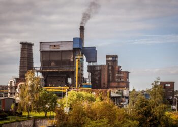 Koksownia Bytom błyskawicznie rozwija biznes, wznosi muzeum, patronuje sztuce i sportowcom